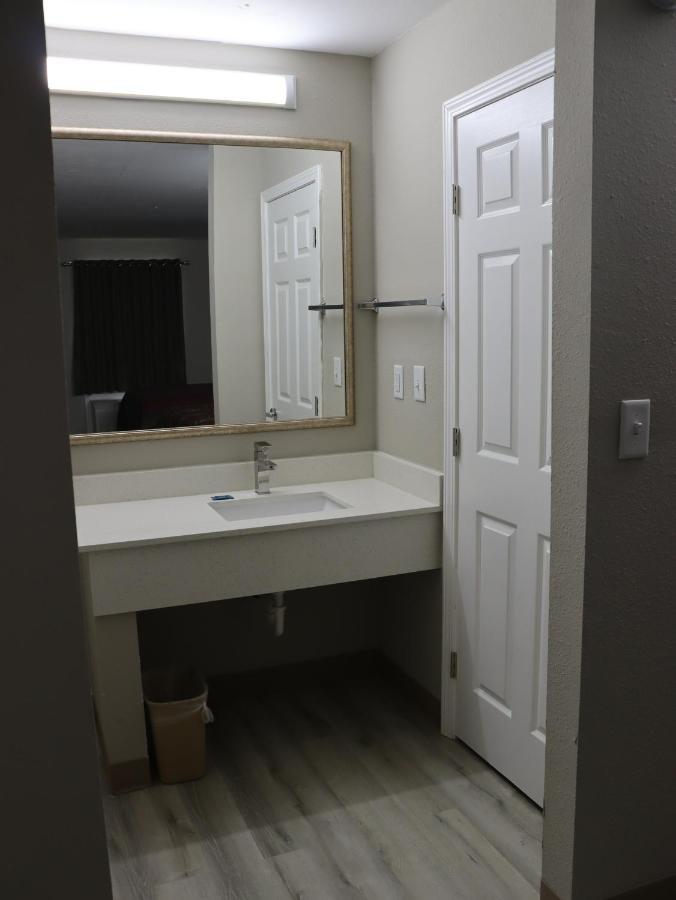 Crossroads Inn & Suites West Memphis Eksteriør billede